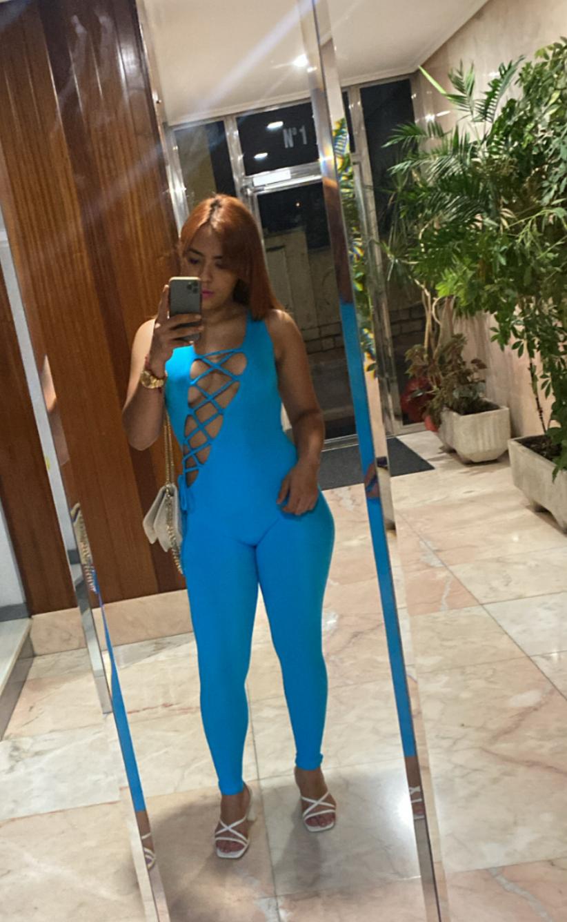 Escort - CHLOE - Ibiza Tops